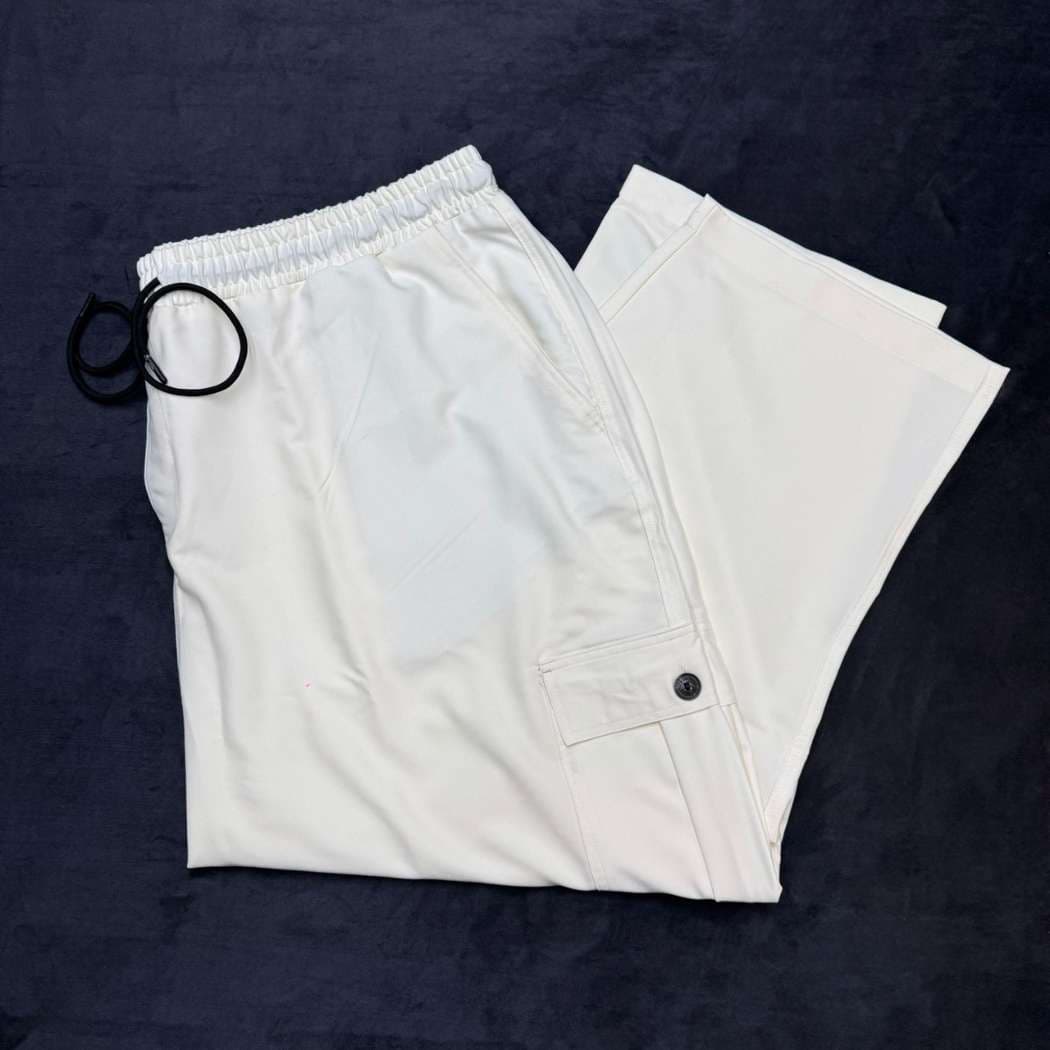 Off-White Cargo Pant showcase 1