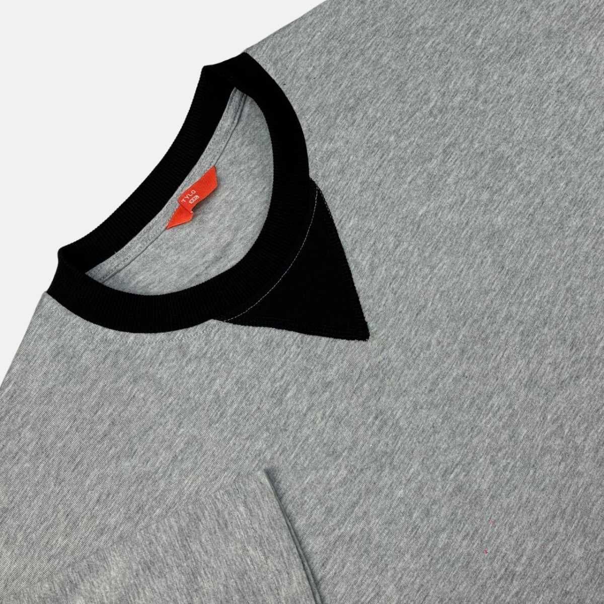 TYLO Drop Shoulder T-Shirt showcase 2